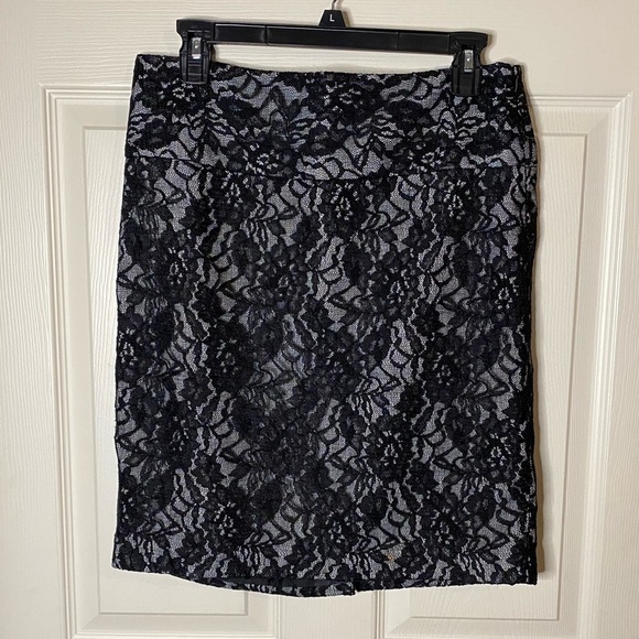 NWT The Limited Lace Skirt - Picture 1 of 6
